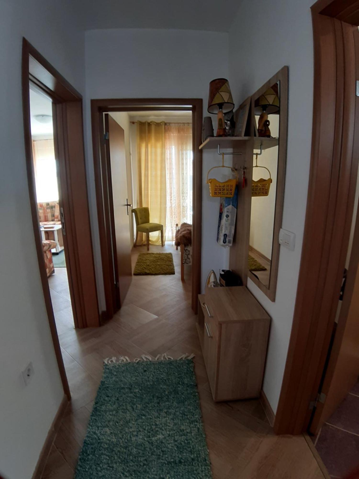 Apartments Maljevic Бар Екстериор снимка