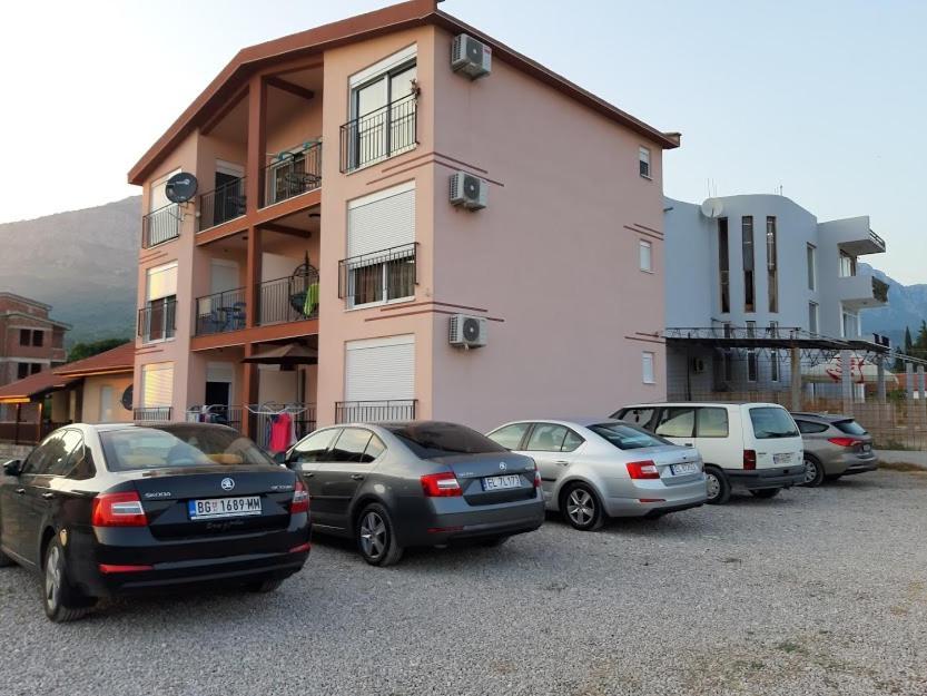 Apartments Maljevic Бар Екстериор снимка